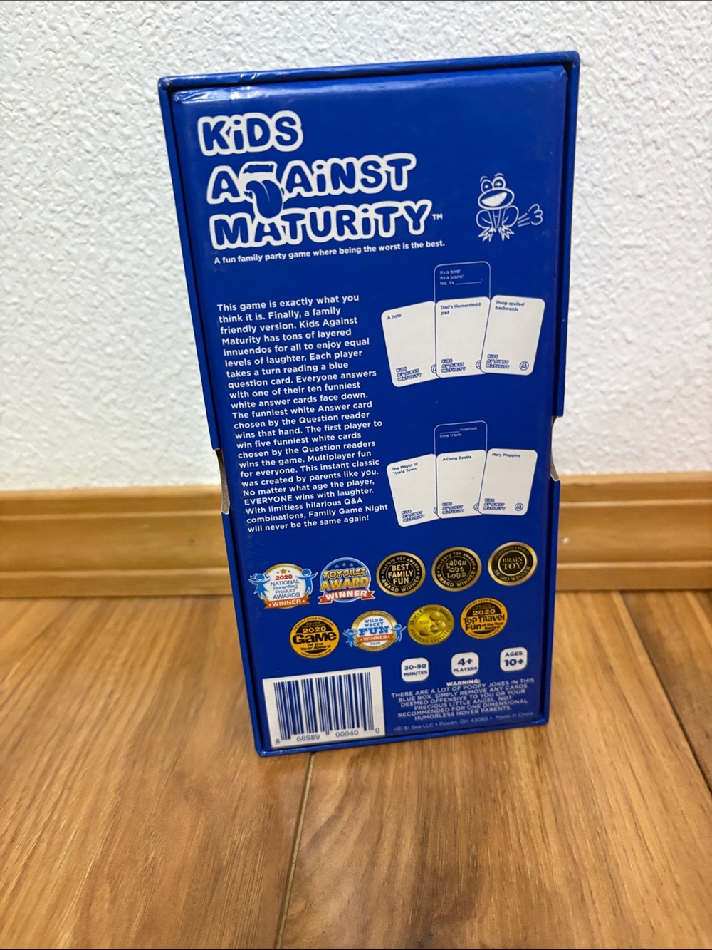 Family Card Game - Blue - Picture 2 of 3